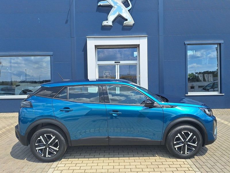 Peugeot 2008 (2026) STYLE TURBO 100 M6 - fotka 6 z 17