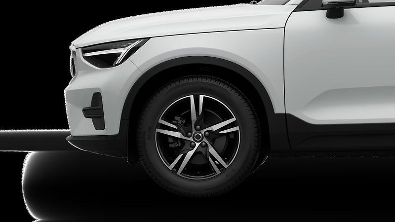 Volvo XC40 (2026) CORE, B3 FWD, 120+10 kW / 163+ - fotka 2 z 8