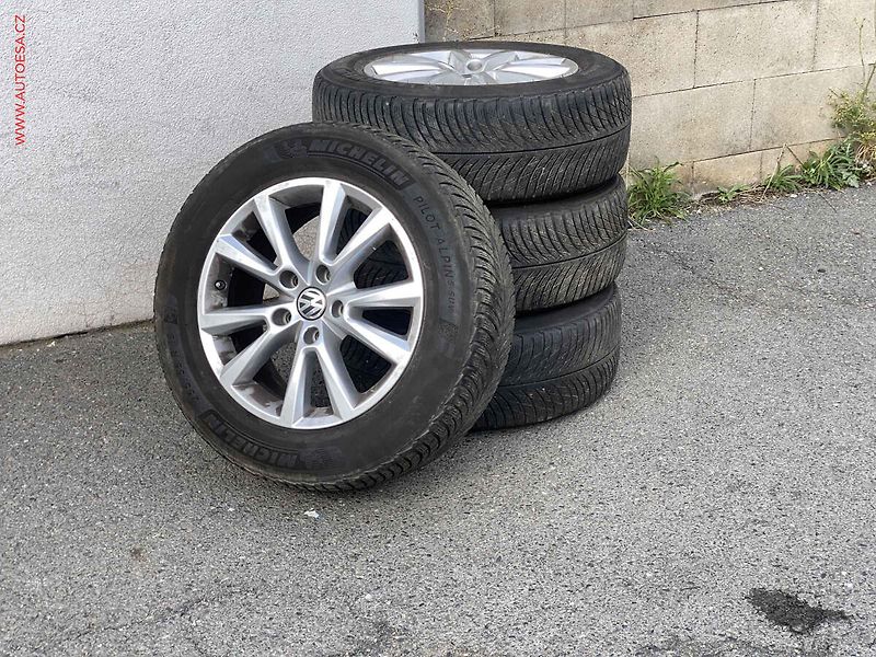 Volkswagen Touareg (2014) 3.0TDi 4x4, DSG, bixen - fotka 22 z 22