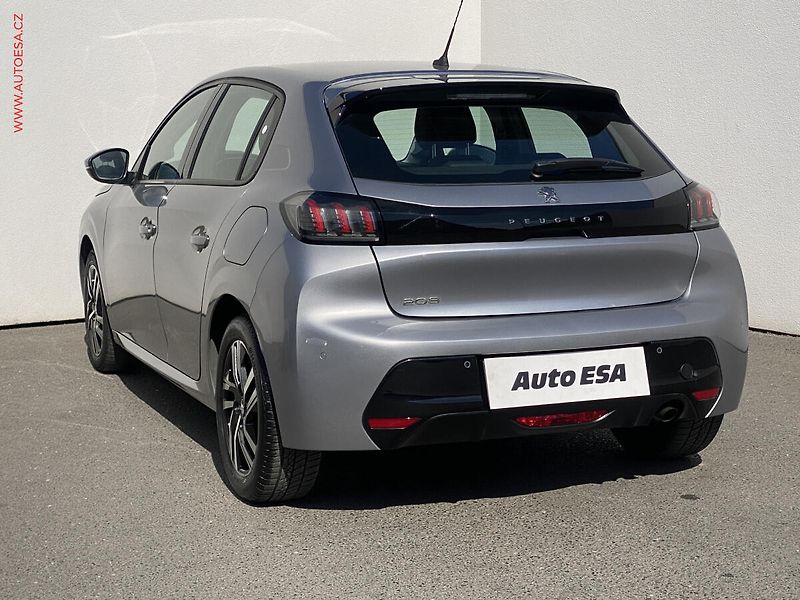 Peugeot 208 (2020) 1.2 PT, Allure - fotka 6 z 16