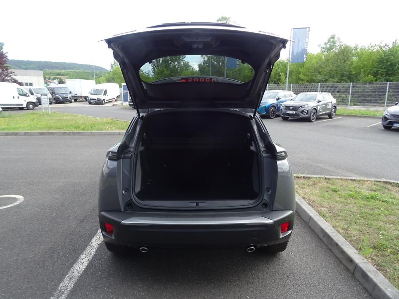 Peugeot 2008 (2026) ALLURE Hybrid 145k e-DCS6 - fotka 10 z 45