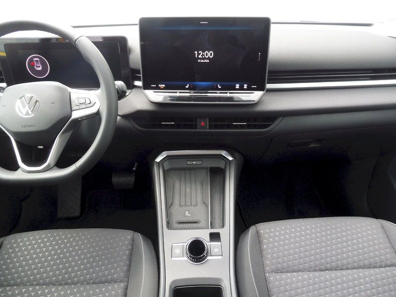 Volkswagen T-Roc (2026) Life 1,5 eTSI 85 kW DSG - fotka 22 z 27