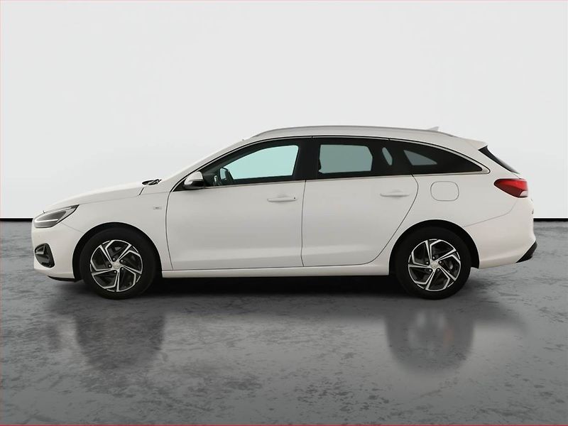 Hyundai i30 (2022) 1.5 T-GDI MHEV, Serv.kniha - fotka 3 z 13