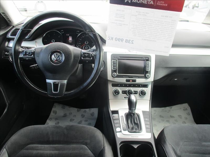 Volkswagen Passat 2,0 TDI,Highline,DSG,4x4,CZ, - fotka 18 z 47
