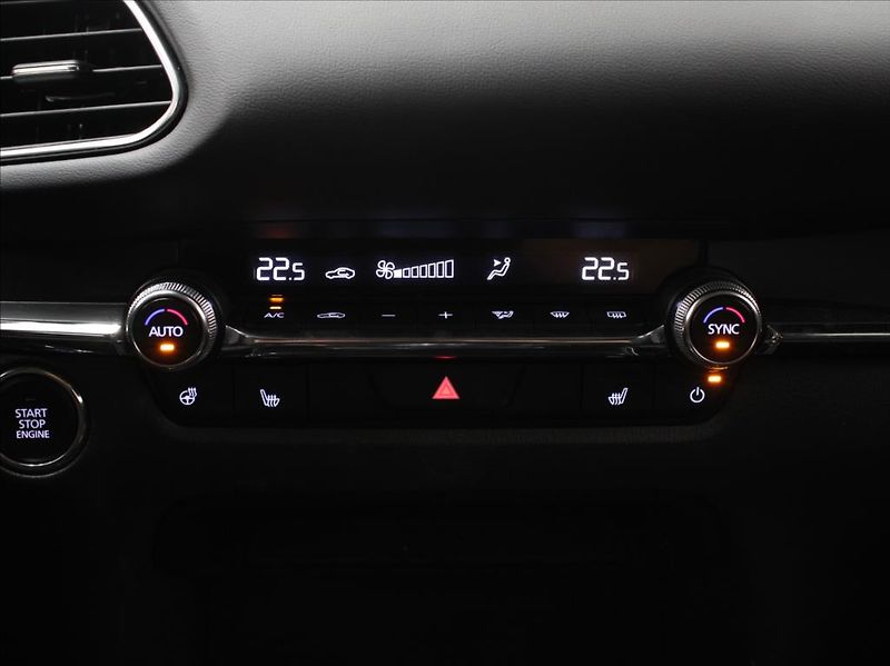 Mazda CX-3 2,5 G140 Excl. Bose 2x Sady k. - fotka 19 z 31