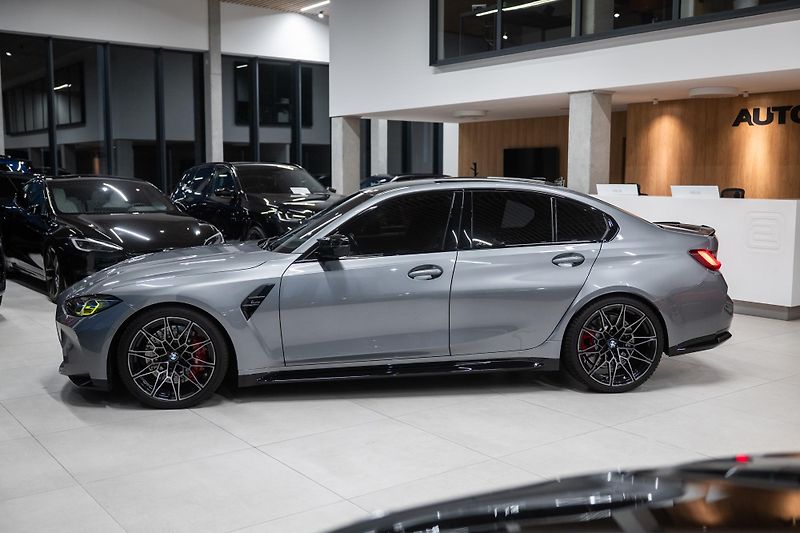 BMW M3 (2024) COMPETITION 4X4 ČR 1MAJ TOP!!! - fotka 9 z 52