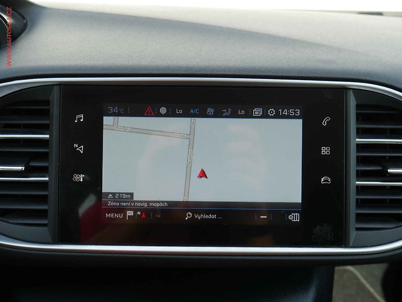 Peugeot 308 (2019) 1.2PT, AC, park.asist - fotka 17 z 20