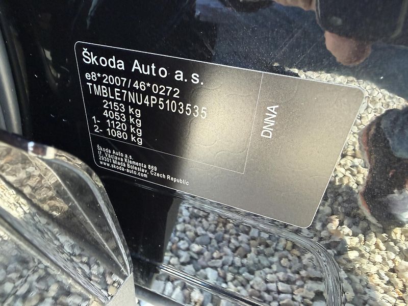 Škoda Karoq 2,0 TSi/140kW 4x4 DSG Sportlin - fotka 75 z 94