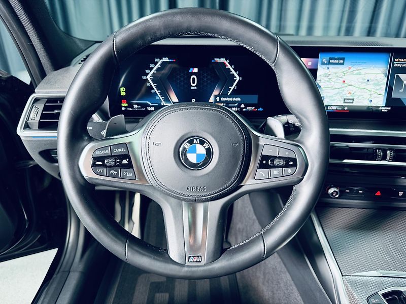 BMW Řada 3 (2023) 330d*xDRIVE*M-PAKET*ZÁR*TAŽNÉ - fotka 21 z 41