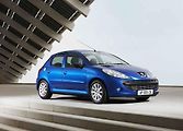 20. se umístil letitý Peugeot 206, který má ve srovnání s kompaktními SUV stále vynikající index 86. Po šesti letech a průběhu cca 60 tisíc km zlobí podvozek a zavěšení. Problémy dělají i motor a elektrika. Průměrná cena na opravu 8500 Kč.