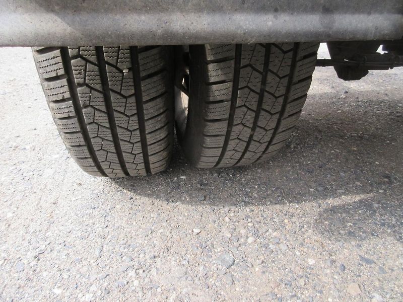 Volkswagen Crafter 2,5TDi, sklápěcí S1 - fotka 23 z 24