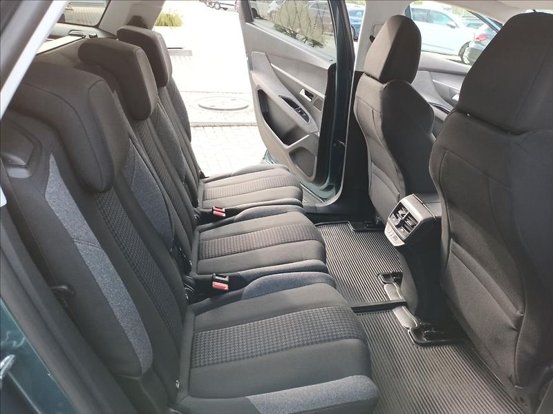 Peugeot 5008 1,6 HDI,88KW,ČR,7MÍST,NAVI,TZ, - fotka 19 z 46