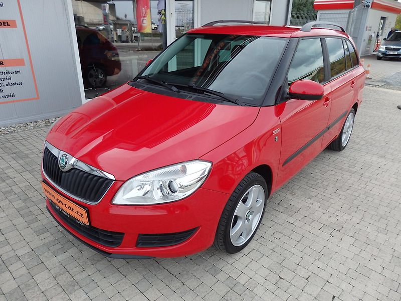 Škoda Fabia 1.2 TSI 77kW DIGI.KLIMA FAMILY - fotka 2 z 16