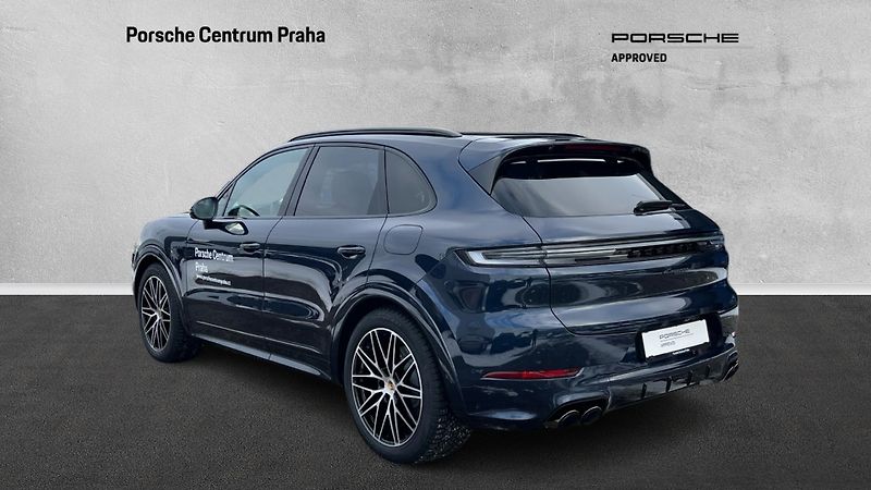 Porsche Cayenne (2025) E-Hybrid - fotka 8 z 30