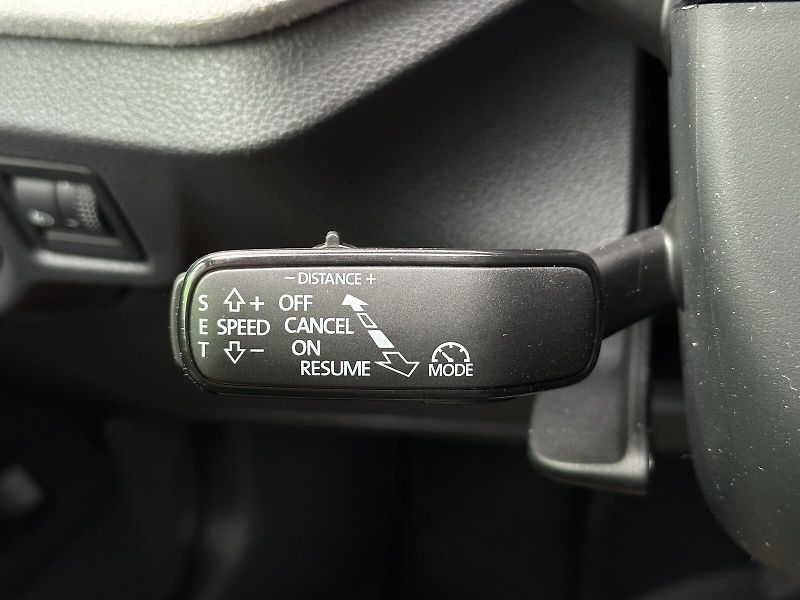Škoda Kamiq 1.5TSi DSG 150PS LED V.Cockpit - fotka 17 z 35