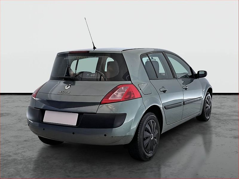 Renault Mégane (2005) 1.5 dCi , nová STK, Klima - fotka 5 z 13