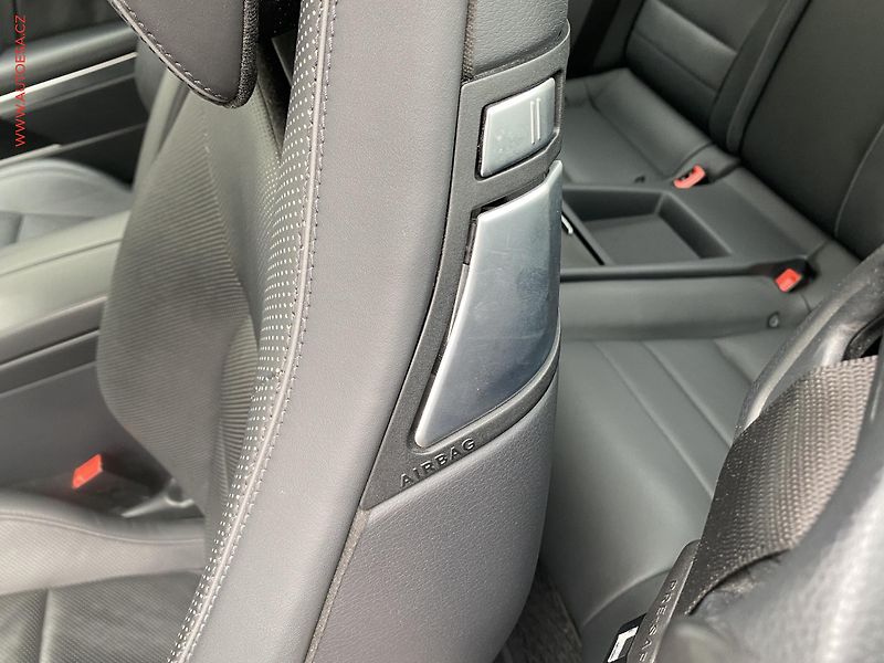 Mercedes-Benz Třídy E (2016) 3.0 d E 350 d, 1.maj,ČR - fotka 13 z 21