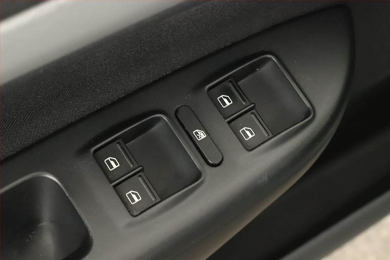 Škoda Octavia (2013) 1.4 TSI, Tempomat - fotka 12 z 12