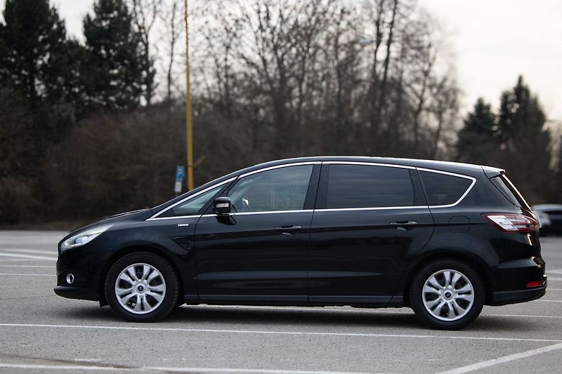 Ford S-MAX servisní knížka - fotka 8 z 36