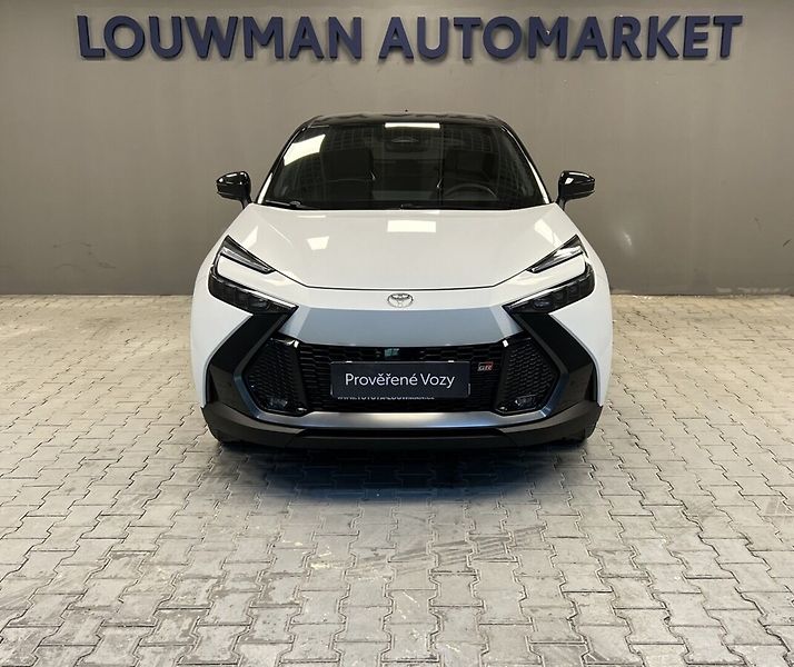 Toyota C-HR HYBRID AT AWD GR SPORT PREMIER - fotka 4 z 19
