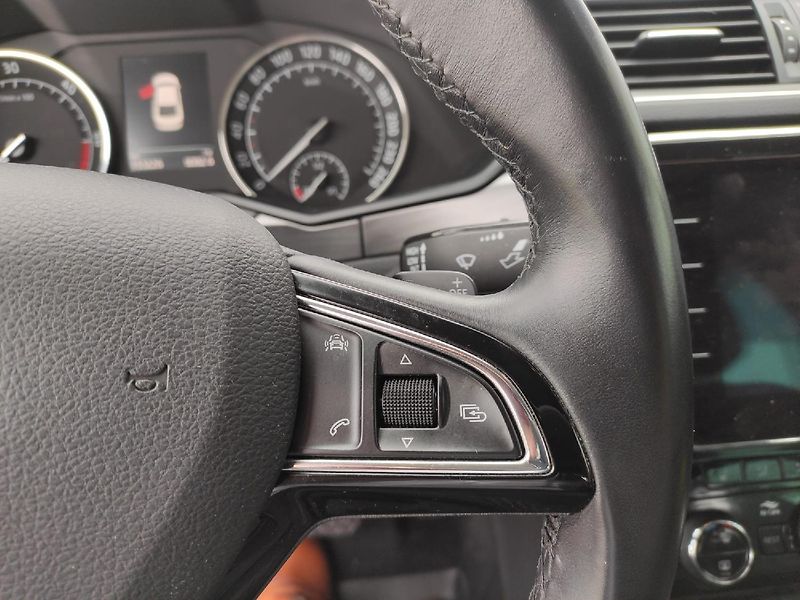 Škoda Superb (2018) 2.0 TDI 140kW 4x4 TZ 1.majitel - fotka 32 z 46
