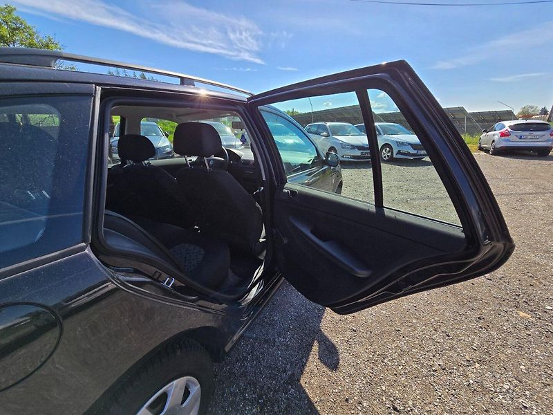 Škoda Fabia (2007) 1.4 MPi 59 KW Ambiente - fotka 18 z 23