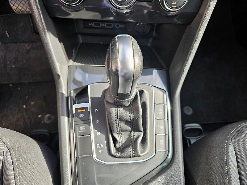 Volkswagen Tiguan (2020) 2.0TDI  - fotka 22 z 22