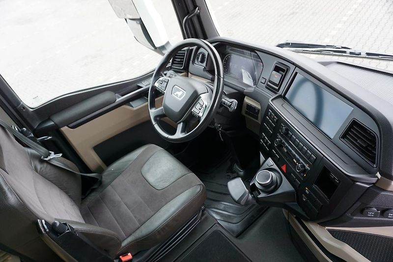 MAN TGX (2023) 18.510 / EURO 6 / GX / ACC / I - fotka 13 z 48