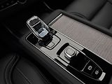 Volvo XC90 (2026) T8 AWD Plug-in DARK PLUS 7m - náhled 25