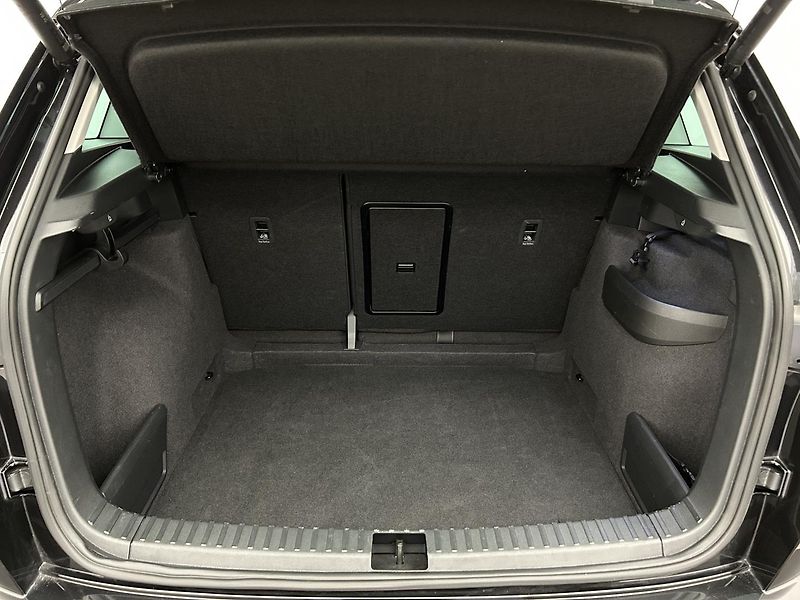 Škoda Karoq 2.0 TDI Top selection - fotka 21 z 26