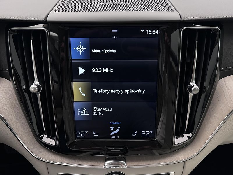 Volvo XC60 B5 AWD INSCRIPTION AUT  - fotka 40 z 56