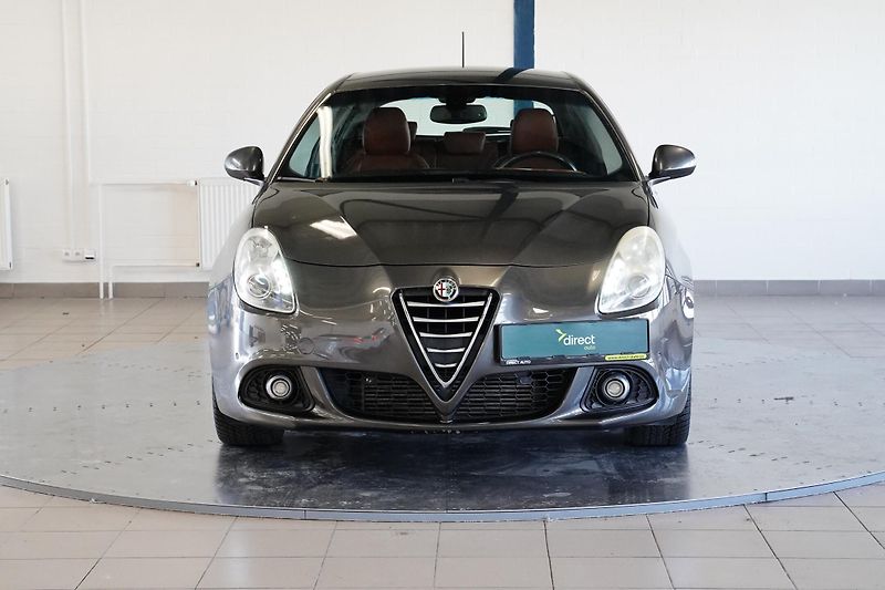 Alfa Romeo Giulietta - fotka 4 z 28