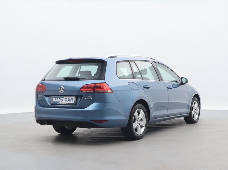Volkswagen Golf 1,6 TDI 77kW Comfortline CZ - fotka 7 z 30
