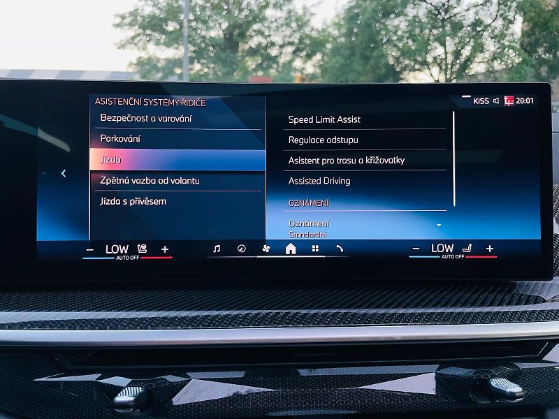 BMW X6 40D MSPORT 4x4 SERVISKA TAŽNÉ - fotka 41 z 58