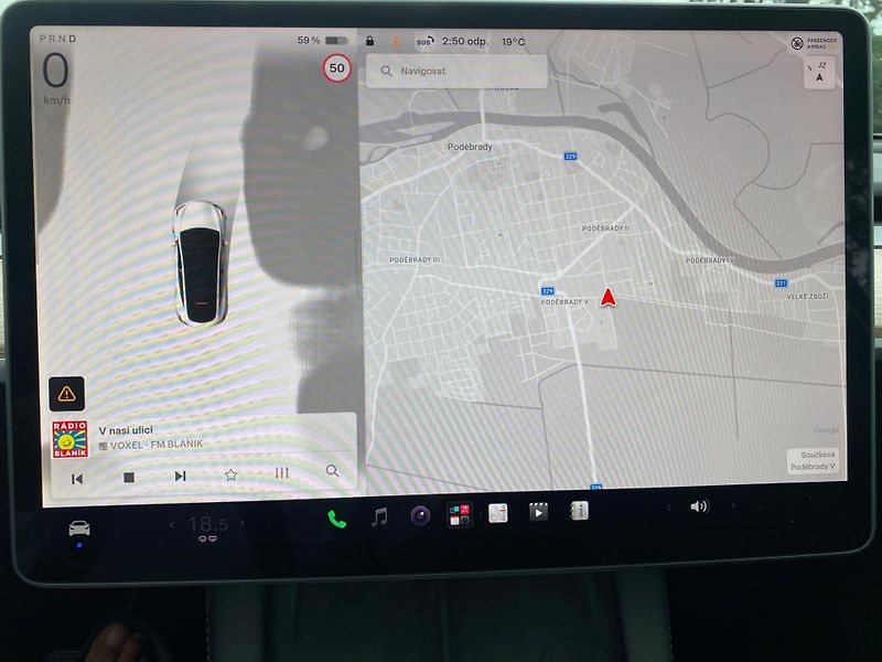 Tesla Model Y (2023) LR Long Range 2023 - fotka 16 z 23