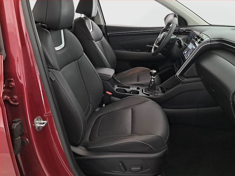 Hyundai Tucson (2021) 1.6 T-GDI 48V MHEV - fotka 9 z 23