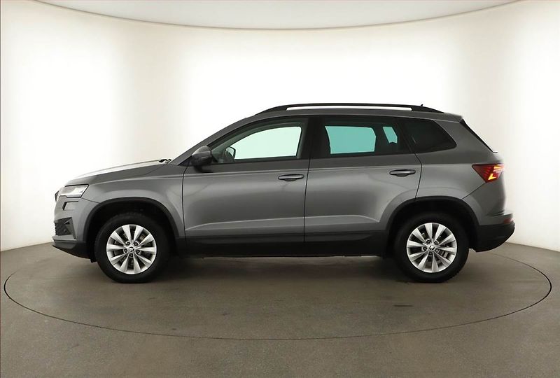 Škoda Karoq (2024) Fresh 2.0 TDI - fotka 3 z 18