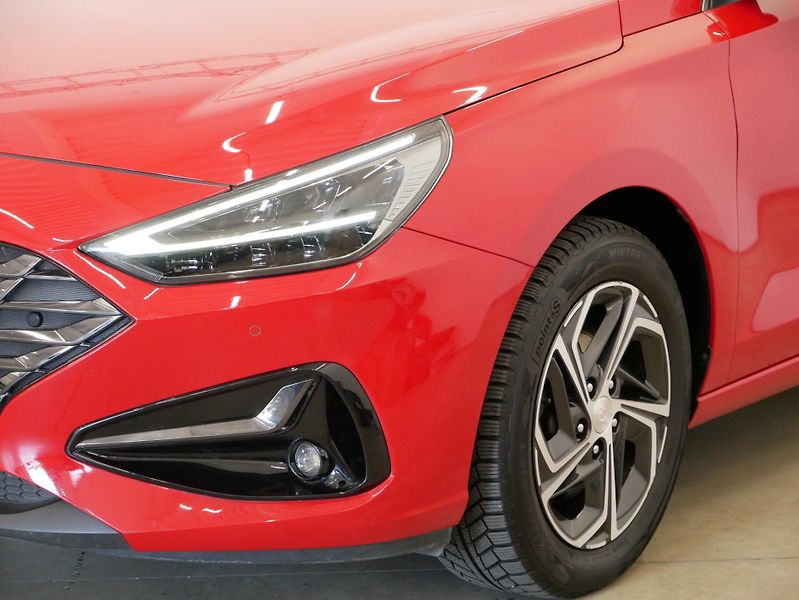 Hyundai i30 - fotka 9 z 28