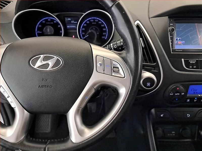 Hyundai ix35 (2012) 1.6 GDI, Serv.kniha, Tempomat - fotka 18 z 20