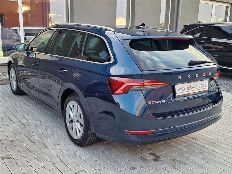 Škoda Octavia 2.0TDI 110kW Style Combi,1Maj - fotka 8 z 50