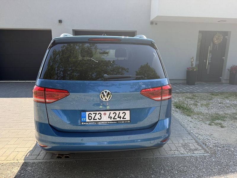 Volkswagen Touran (2018) Highline 1,4 TSI DSG, odpočet - fotka 6 z 37