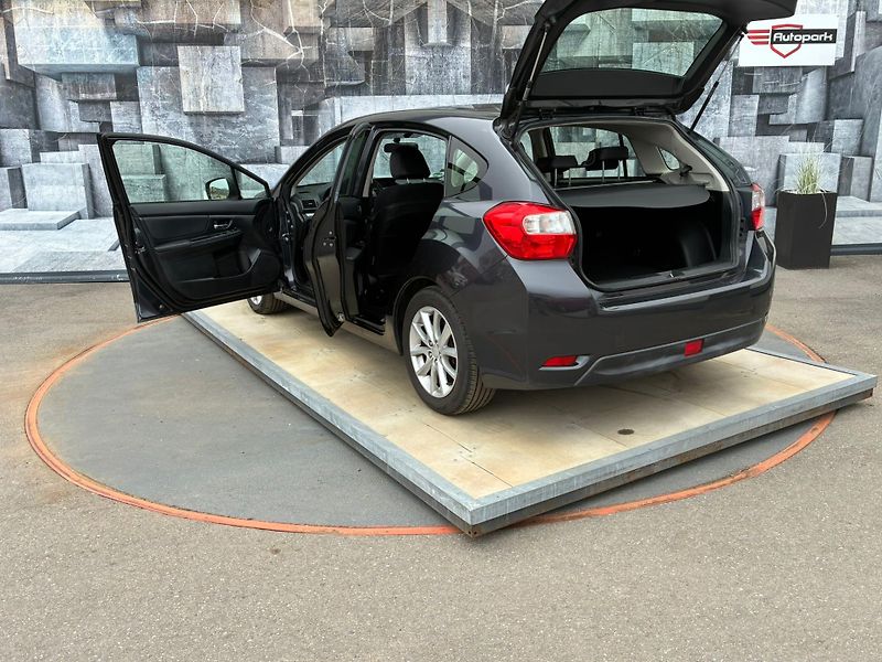 Subaru Impreza (2013) 1.6i, 84KW, 4x4 - fotka 9 z 23