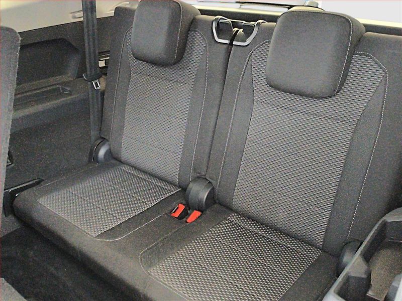 Volkswagen Tiguan Allspace (2018) Comfortline 1.4 TSI, 7 míst - fotka 18 z 19