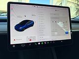 Tesla Model 3 Long Range REZERVACE - náhled 28