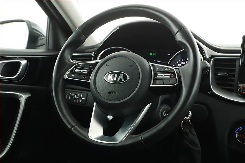 Kia Ceed (2021) 1.5 T-GDI MHEV, Automat - fotka 8 z 20