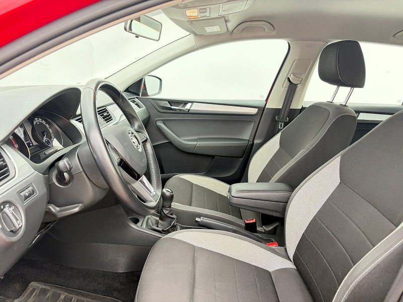 Škoda Rapid (2018) 1.0 TSI / 70kW / AMBITION - fotka 6 z 25