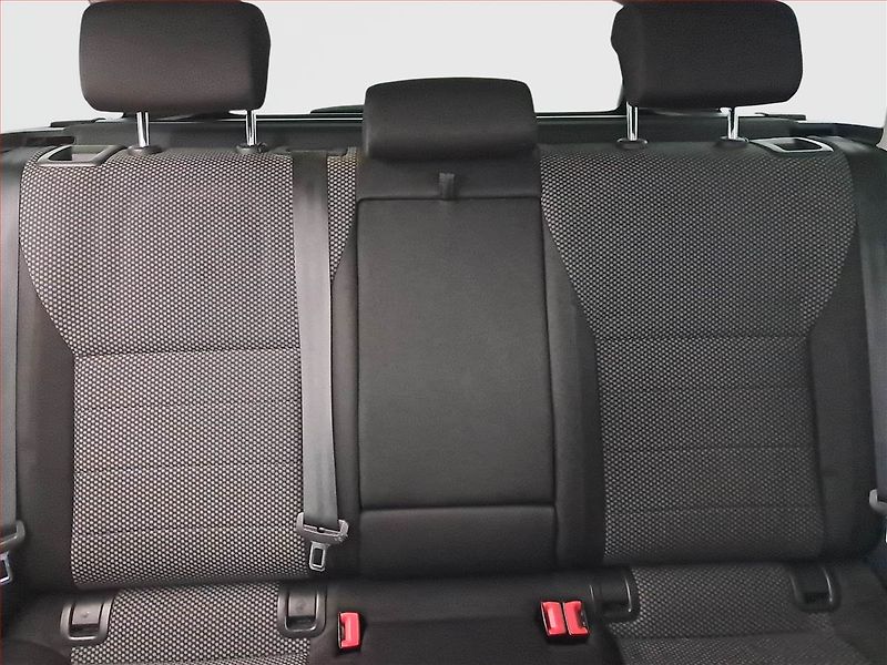 Škoda Octavia (2015) 1.6 TDI, Tempomat - fotka 10 z 18