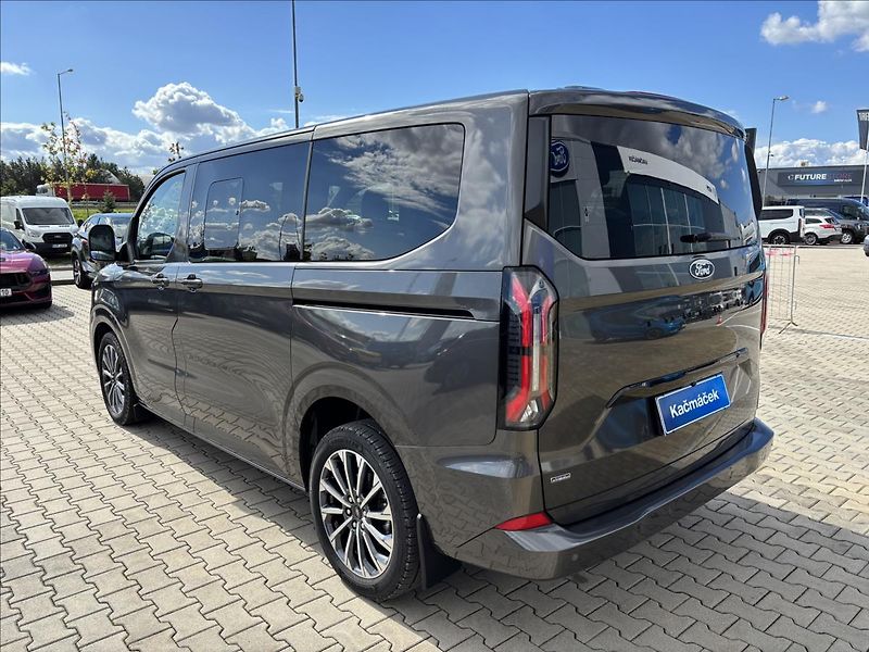 Ford Tourneo Custom 2,5 PHEV 171kW Titanium X L1 - fotka 3 z 59