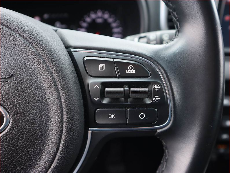 Kia Sportage (2017) 1.7 CRDi, Automat, Kůže, Navi - fotka 17 z 20