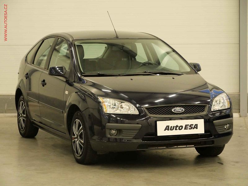 Ford Focus (2007) 1.6i, 2.maj, AC, TZ, temp - fotka 1 z 18